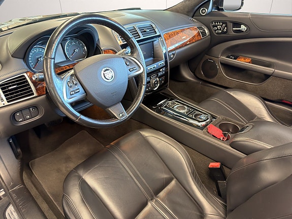 Jaguar XKR 8 of 21