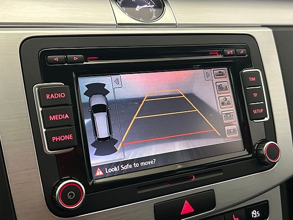 Volkswagen Passat Alltrack 15 of 20