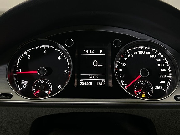 Volkswagen Passat Alltrack 11 of 20