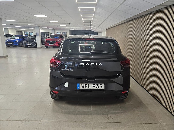 Dacia Sandero 5 of 5