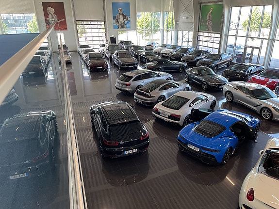 Porsche Macan 6 of 20