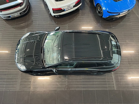 Porsche Macan 5 of 20