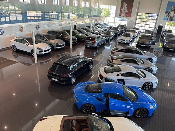 Porsche Macan 5 of 5