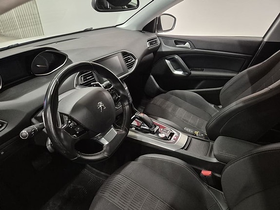Peugeot 308 10 of 10