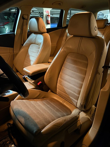 Volkswagen Passat 6 of 9