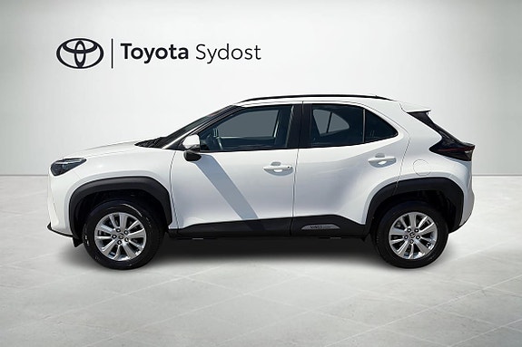 Toyota Yaris Cross 3 of 5