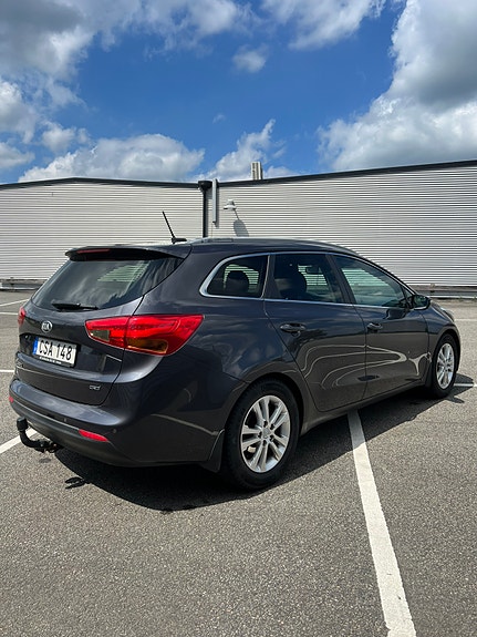 Kia Ceed 4 of 5
