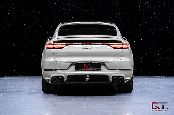 Porsche Cayenne 7 of 20