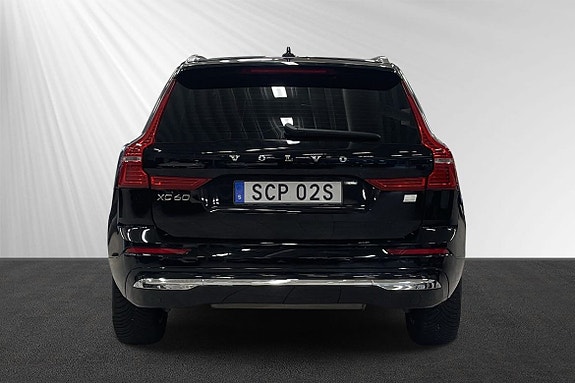 Volvo XC60 2 of 9
