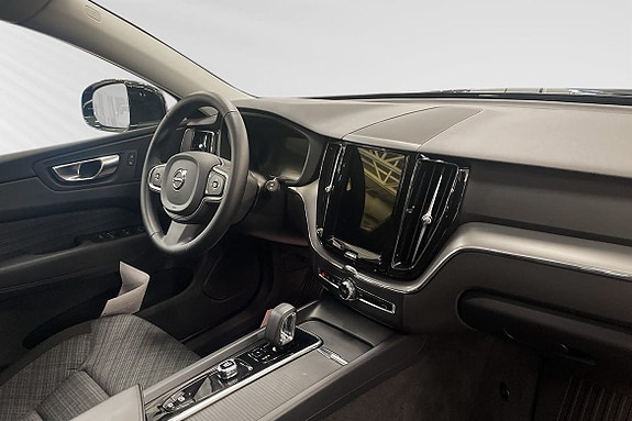 Volvo XC60 6 of 9