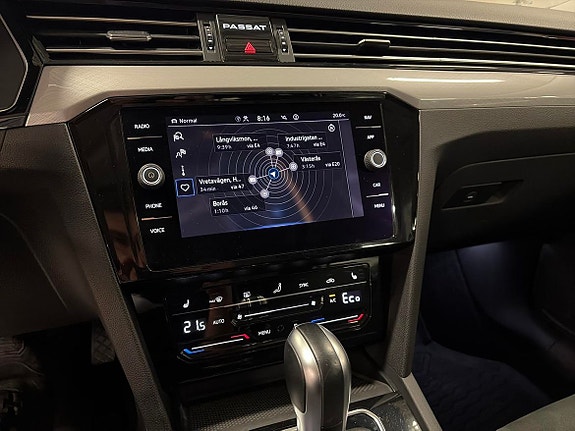 Volkswagen Passat 16 of 20