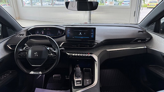 Peugeot 5008 12 of 15