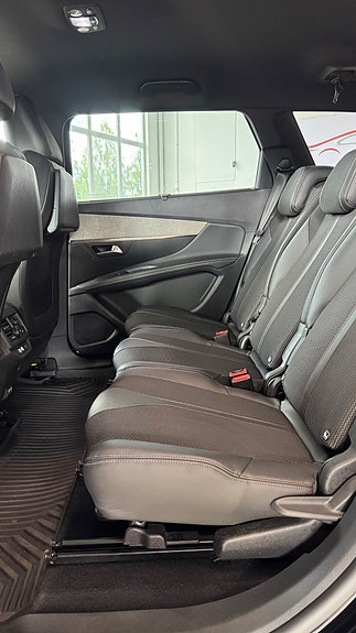 Peugeot 5008 7 of 15