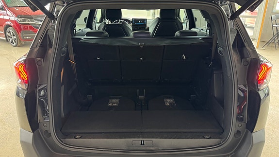 Peugeot 5008 3 of 5