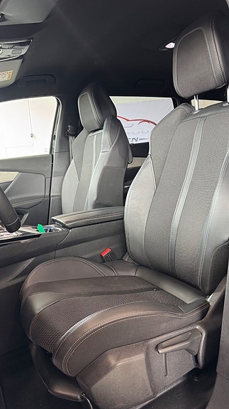 Peugeot 5008 9 of 15