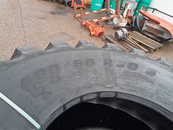 Mitas 680/60R30.5 Agriterra 03 2 of 3