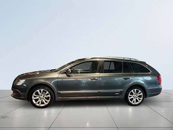 Skoda Superb 4 of 5