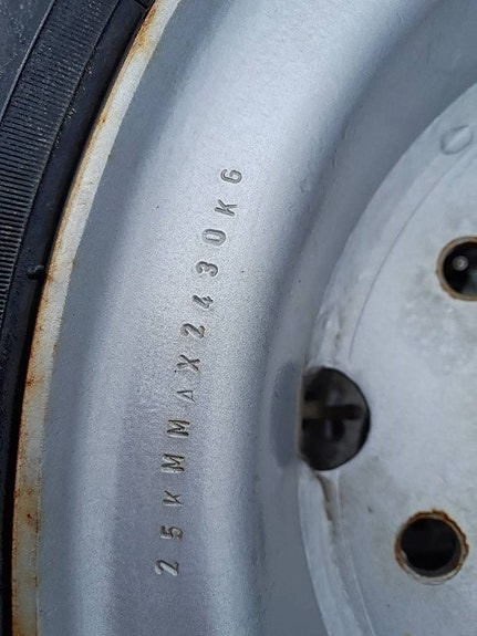 Mitas 300-15 (315/70-15) Hjul 6 of 10
