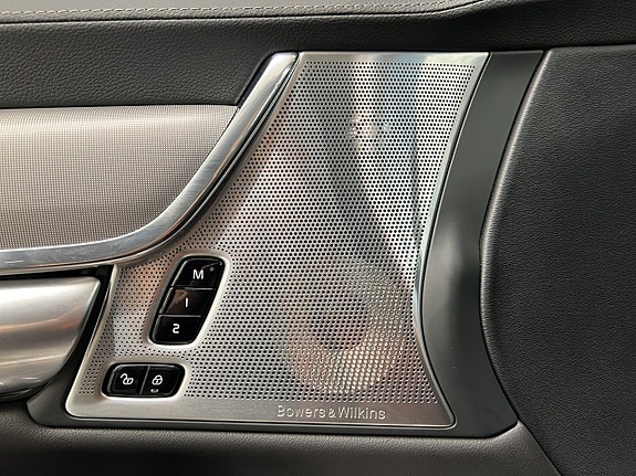 Volvo S90 20 of 30
