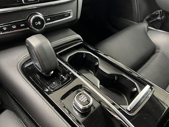 Volvo S90 21 of 30