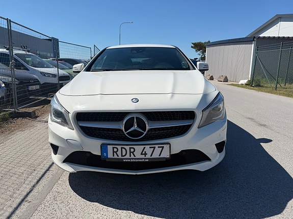 Mercedes-Benz CLA200 21 of 27