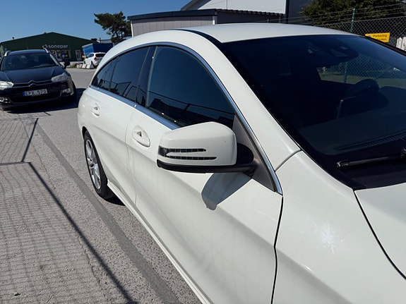 Mercedes-Benz CLA200 24 of 27