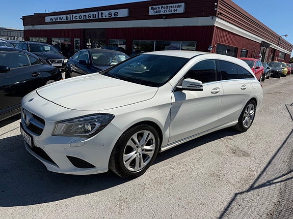 Mercedes-Benz CLA200 8 of 27