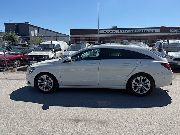 Mercedes-Benz CLA200 18 of 27