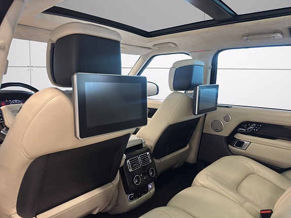 Land Rover Range Rover 16 of 25