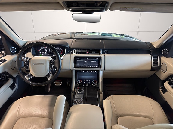 Land Rover Range Rover 14 of 25