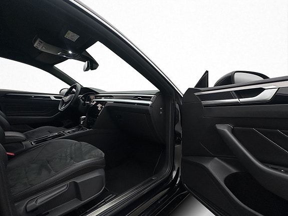 Volkswagen Arteon 16 of 30