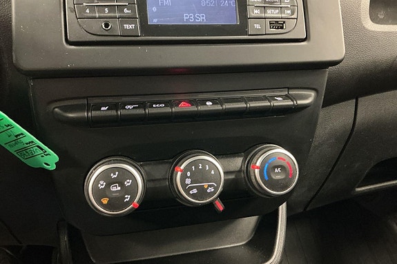 Renault Kangoo Express 18 of 25