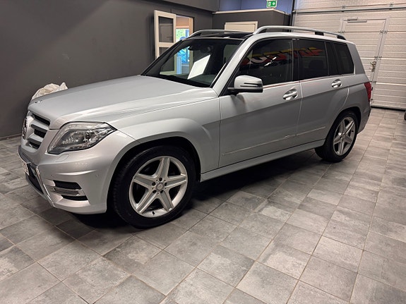 Mercedes-Benz GLK220 4 of 5