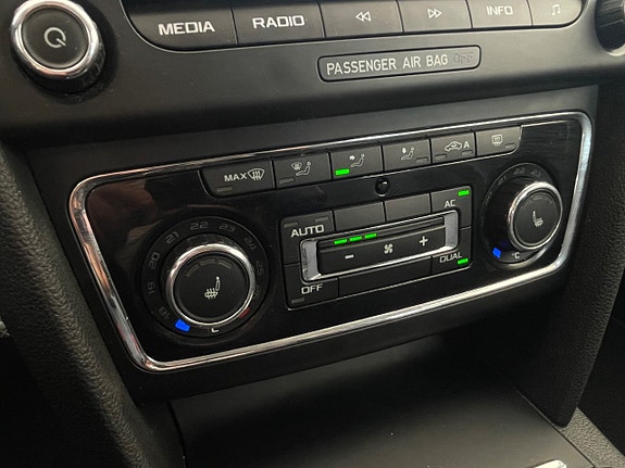 Skoda Superb 22 of 23