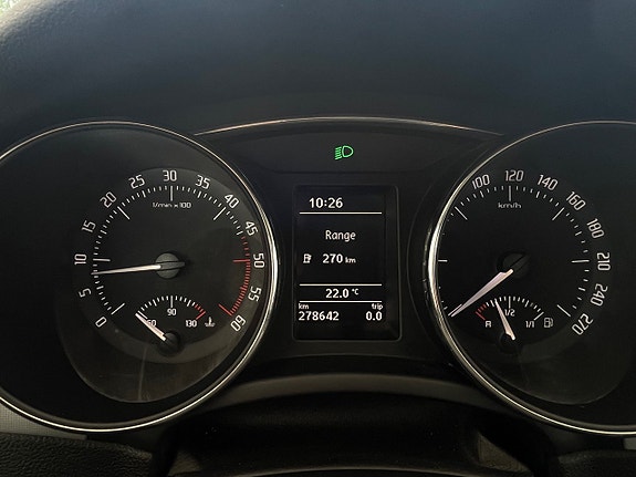Skoda Superb 17 of 23