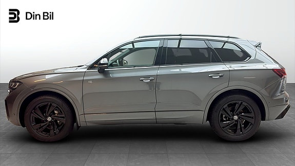 Volkswagen Touareg 2 of 14