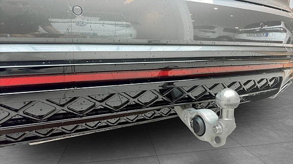 Volkswagen Touareg 14 of 14