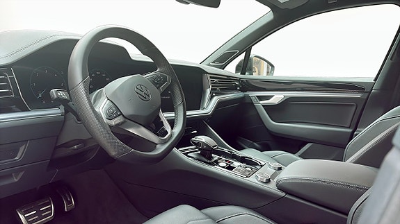 Volkswagen Touareg 7 of 14