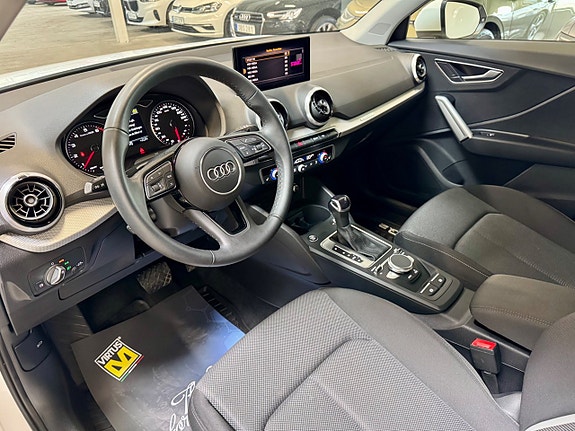 Audi Q2 10 of 19