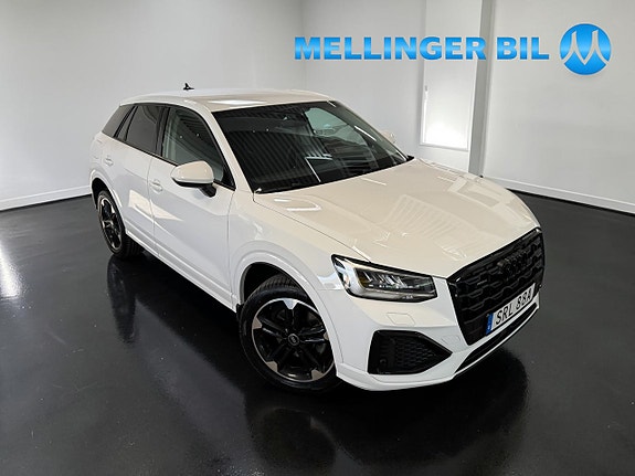 Audi Q2 2 of 5