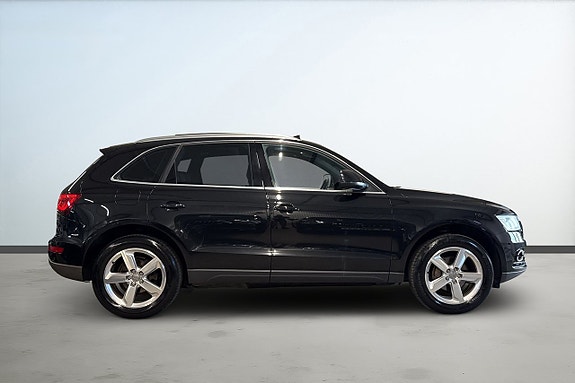 Audi Q5 6 of 18