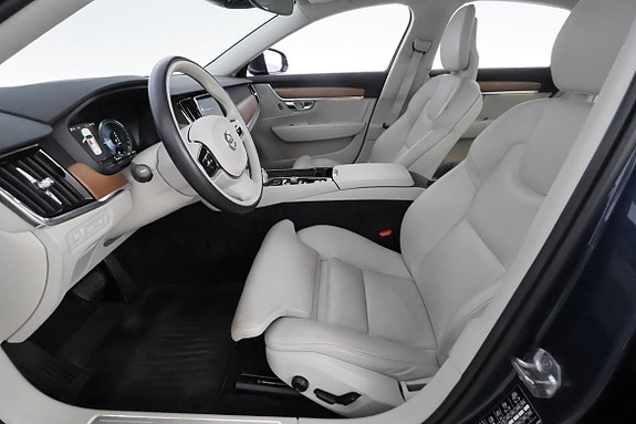 Volvo S90 11 of 30