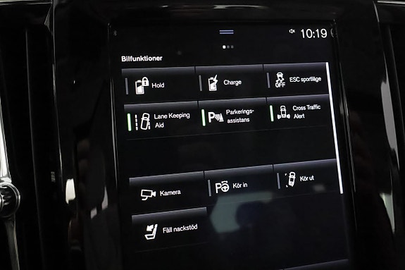 Volvo S90 30 of 30