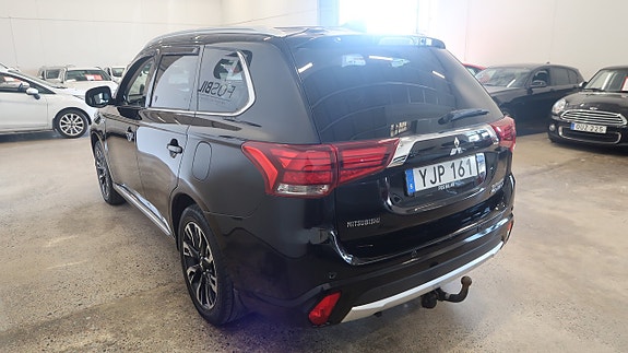 Mitsubishi Outlander 6 of 19