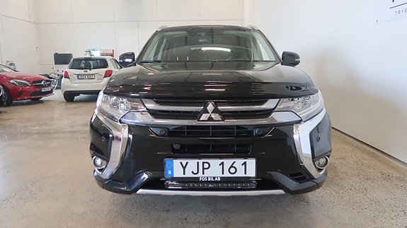 Mitsubishi Outlander 8 of 19