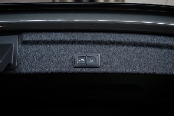 Audi Q3 12 of 30