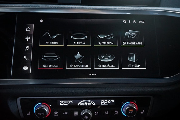 Audi Q3 18 of 30