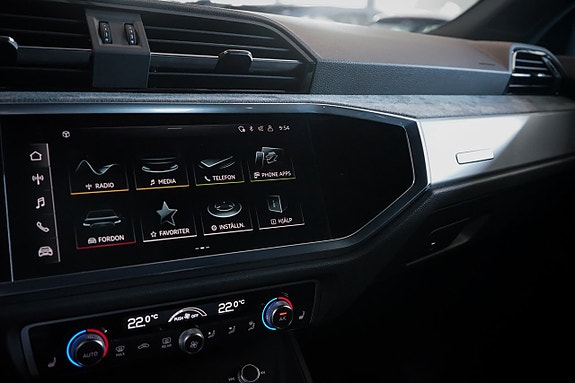 Audi Q3 26 of 30