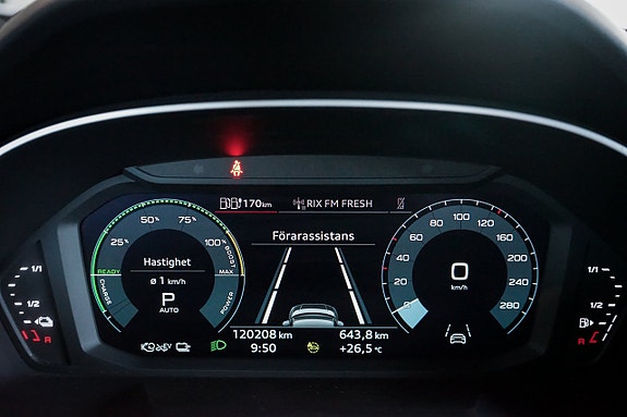 Audi Q3 15 of 30