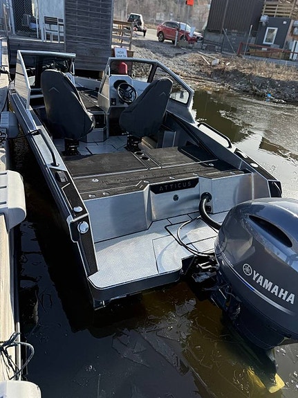 Atticus R6 2025 / Yamaha 150hk / 3167kr/mån Vi tar inbyte 11 of 12